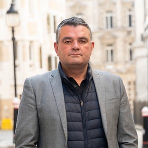 andrew-carr-headshot