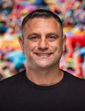 netanel-eliav-headshot-tall